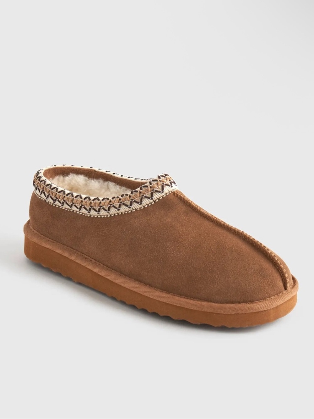 Quince Faux-Suede Shearling-Lined Slip-On Slippers in Tan and Cream - Picture 5 of 5